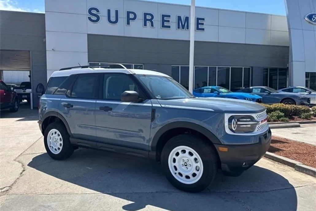 2025 Ford Bronco Sport Heritage photo 1