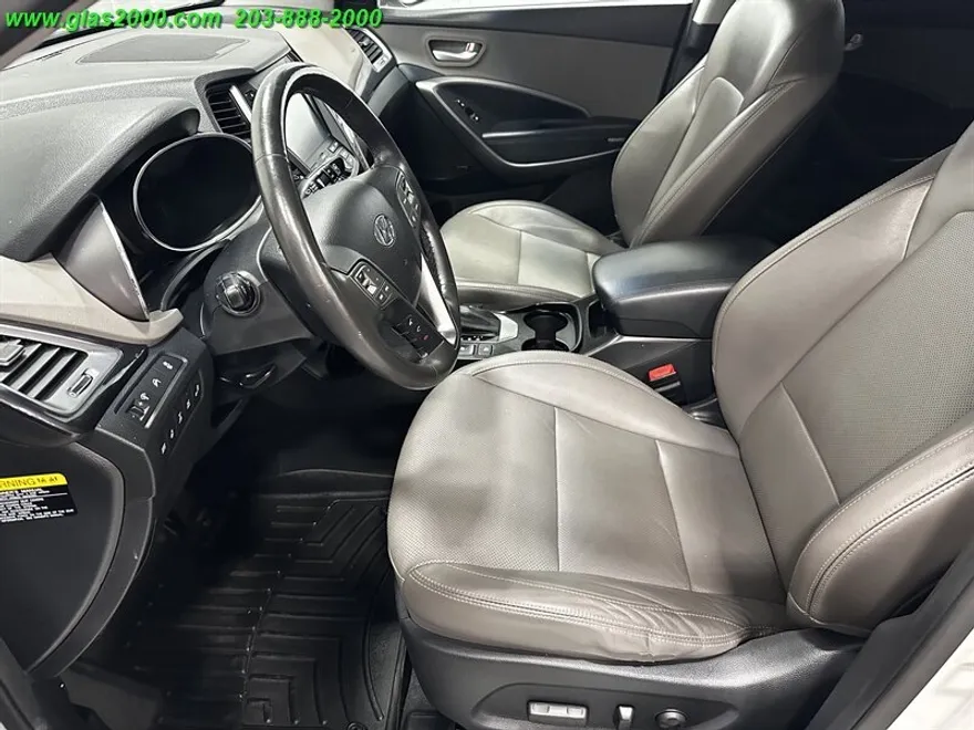 2016 Hyundai Santa Fe Limited photo 1