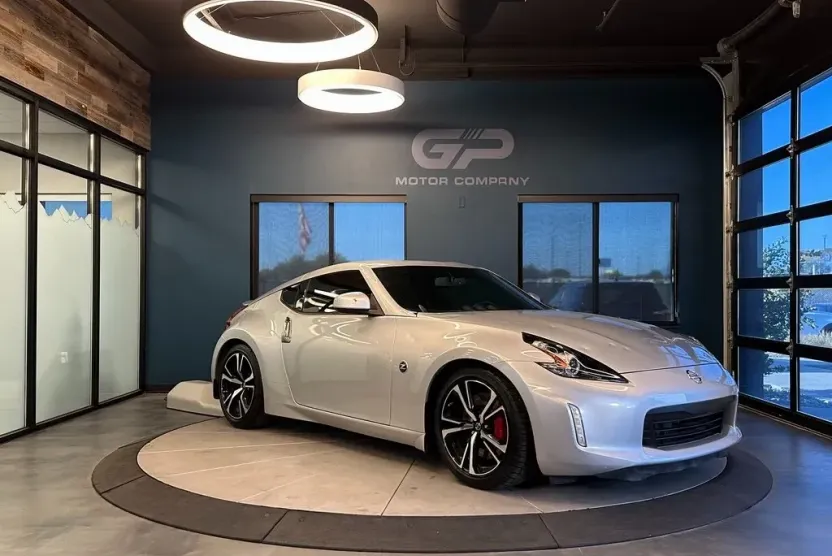 2018 Nissan 370Z Sport Tech photo 1