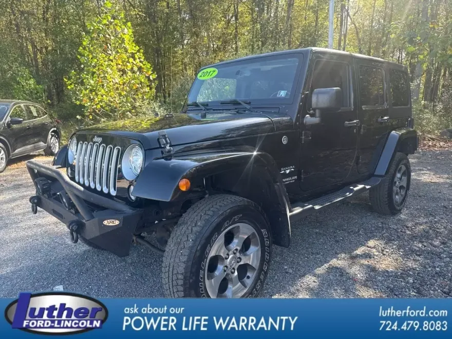 2017 Jeep Wrangler Unlimited Sahara photo 1