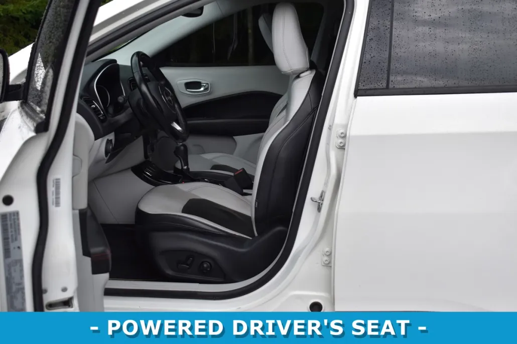 2021 Jeep Compass Limited photo 1