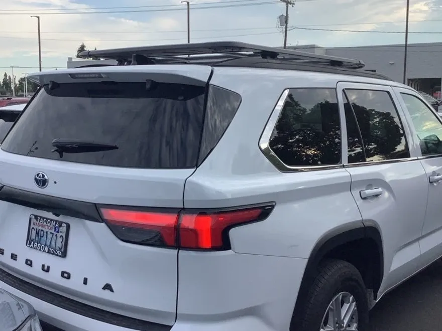 2024 Toyota Sequoia SR5 photo 1