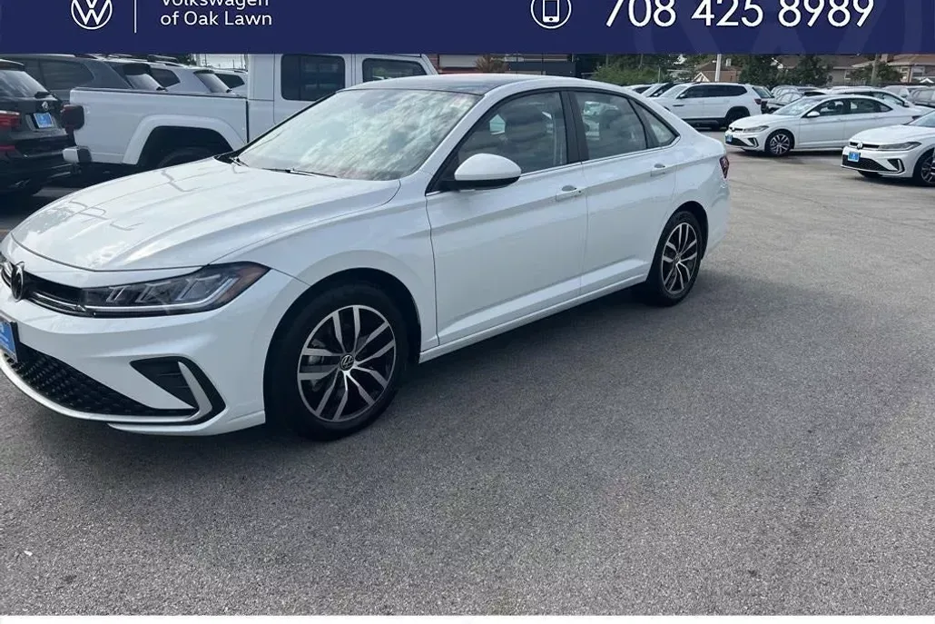 2025 Volkswagen Jetta 1.5T SE photo 1