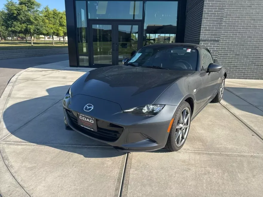 2021 Mazda MX-5 Miata Miata Grand Touring photo 1
