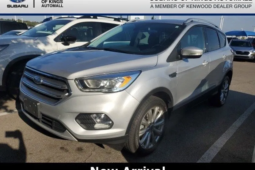 2017 Ford Escape Titanium photo 1