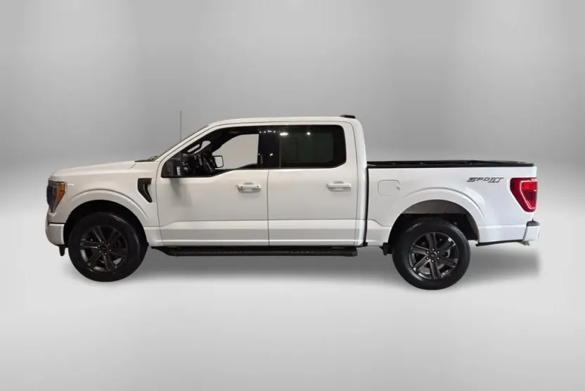 2023 Ford F-150 XLT photo 1