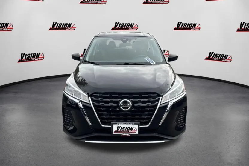 2021 Nissan Kicks S photo 1