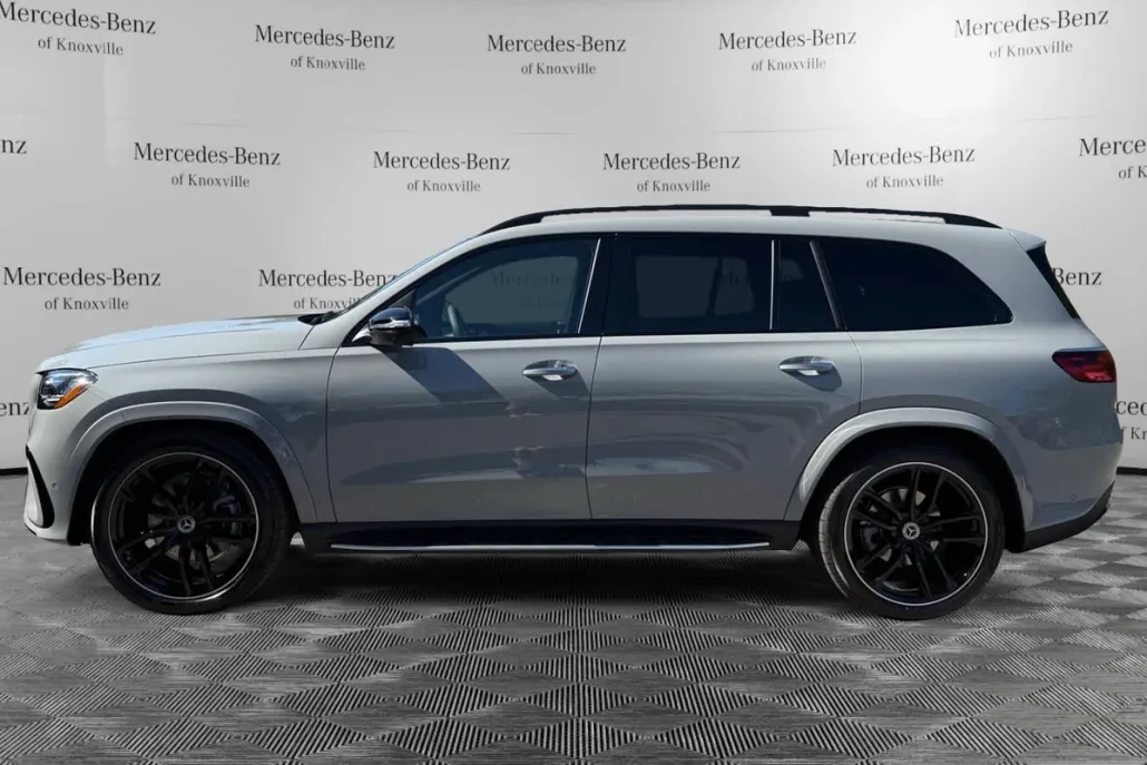 2026 Mercedes Benz GLS 580 4MATIC photo 1