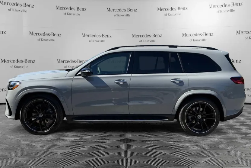2026 Mercedes Benz GLS 580 4MATIC photo 1