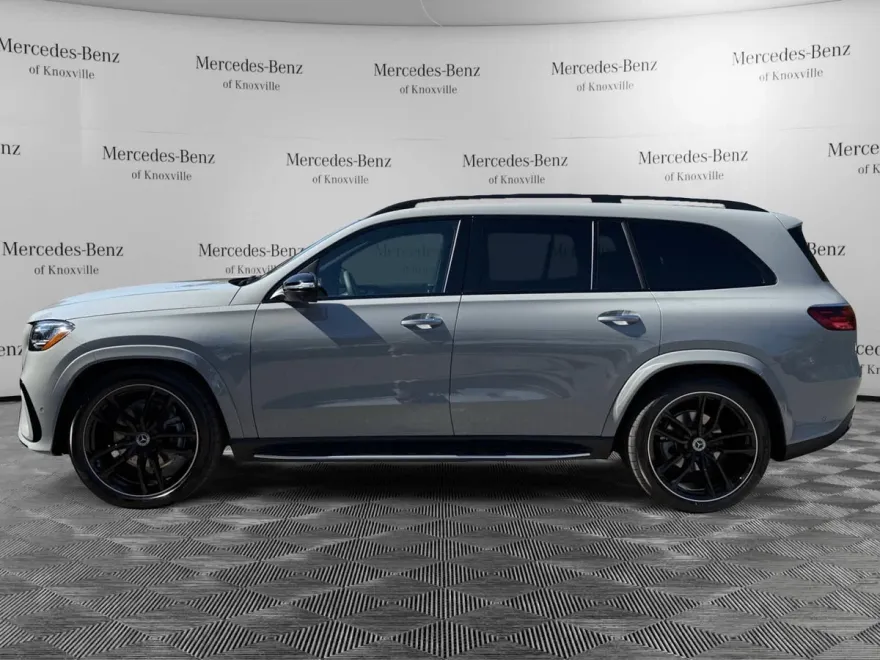 2026 Mercedes Benz GLS 580 4MATIC photo 1