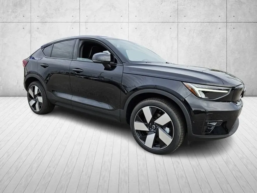 2024 Volvo C40 Recharge Plus photo 1