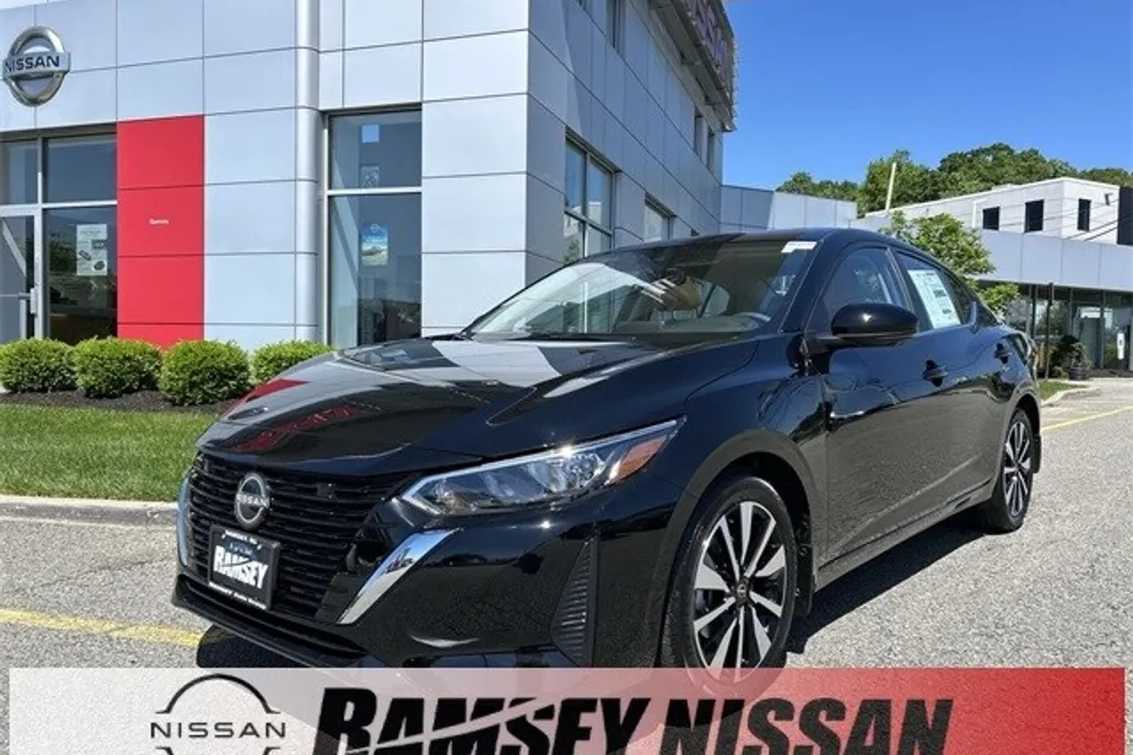 2025 Nissan Sentra SV photo 1