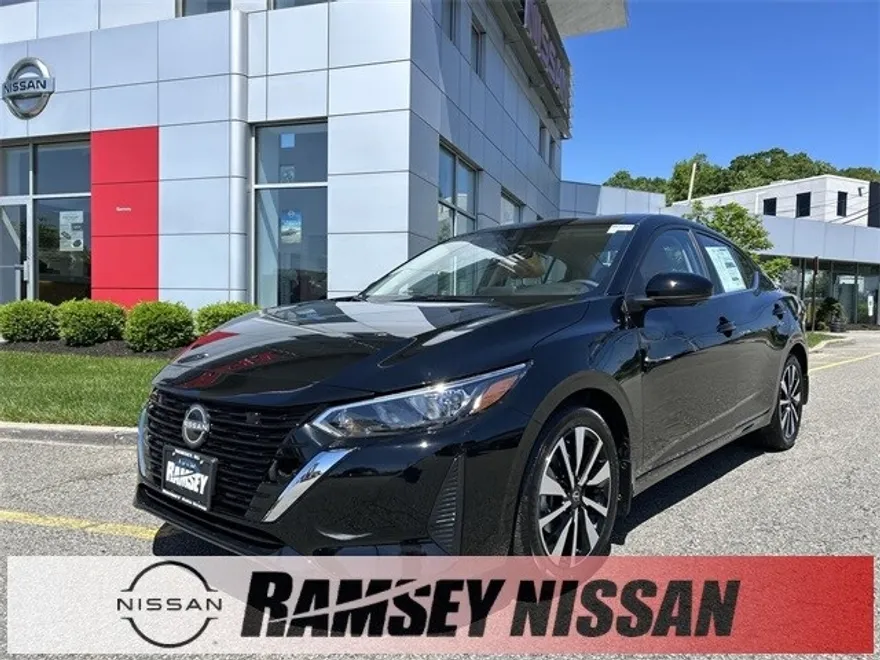 2025 Nissan Sentra SV photo 1