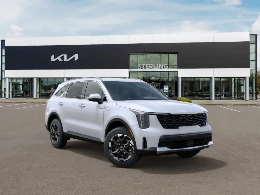 2025 Kia Sorento S photo 1