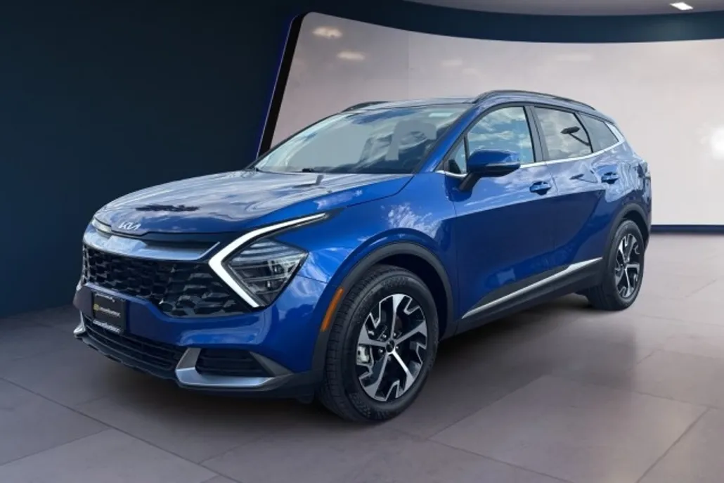 2025 Kia Sportage EX photo 1