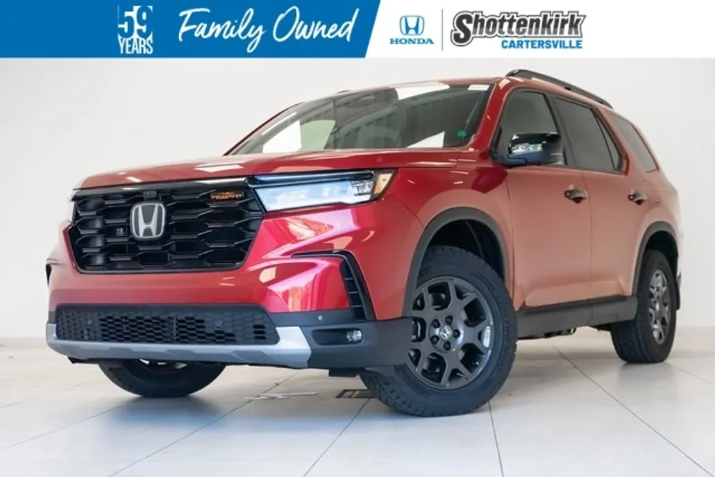 2025 Honda Pilot TrailSport photo 1