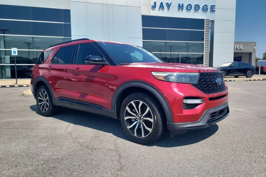 2020 Ford Explorer ST photo 1