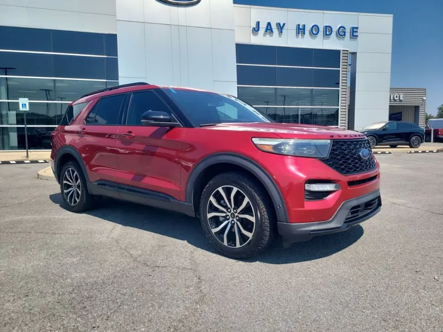 2020 Ford Explorer ST photo 1