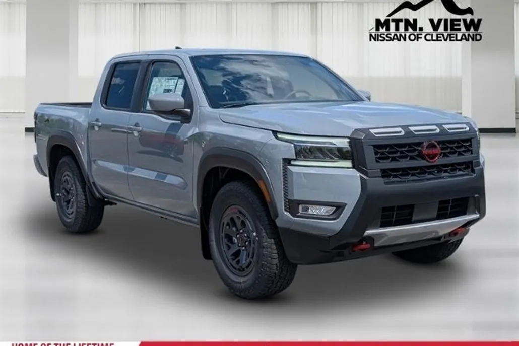 2025 Nissan Frontier PRO-X photo 1