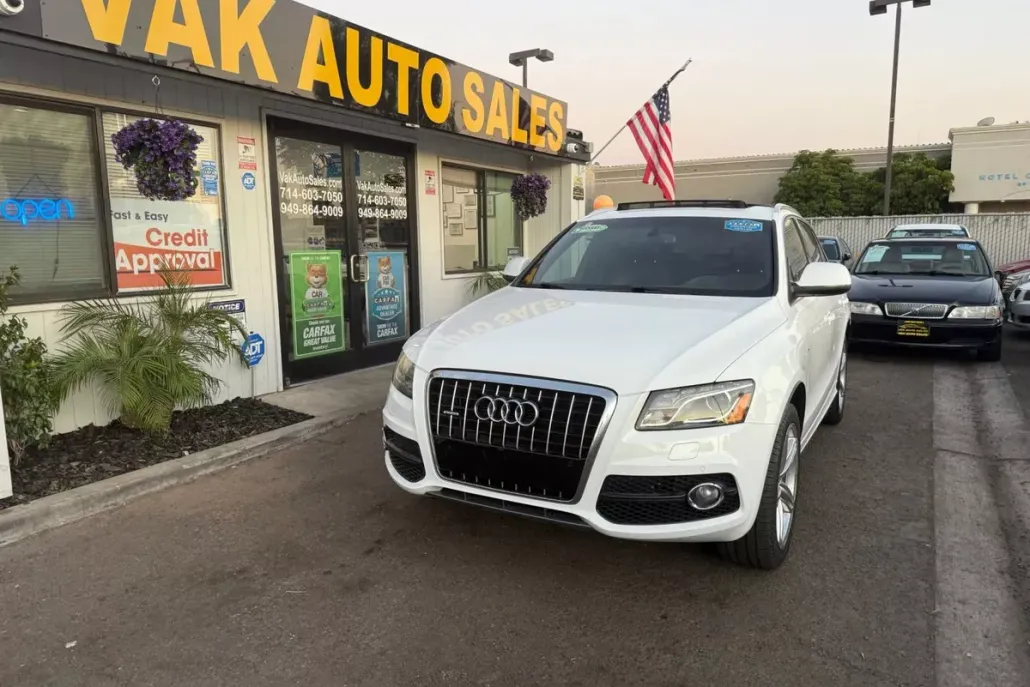 2010 Audi Q5 3.2 Premium photo 1