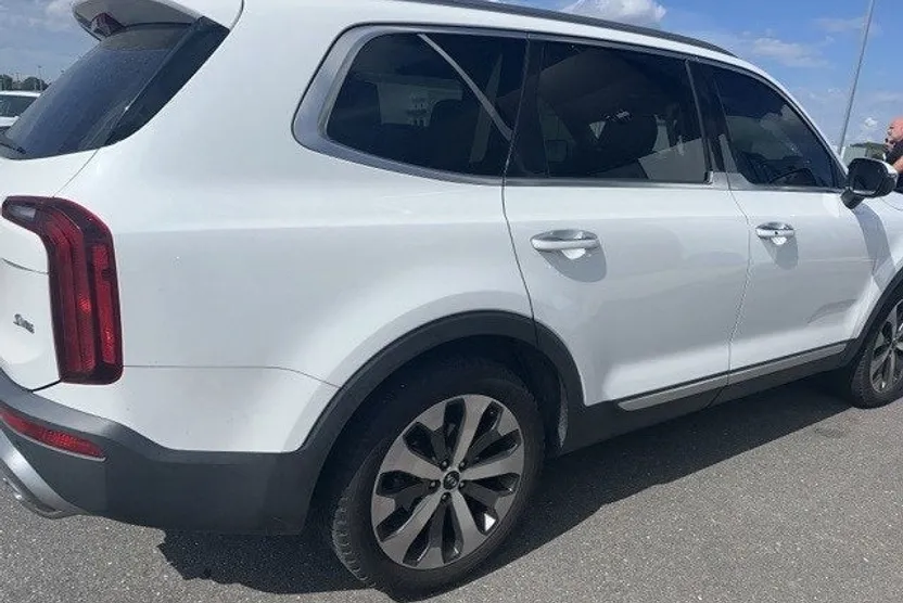 2020 Kia Telluride S photo 1