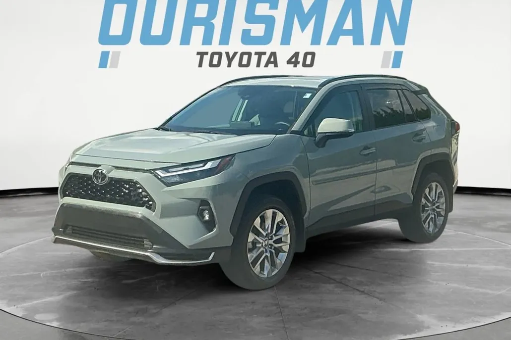 2023 Toyota RAV4 XLE Premium photo 1