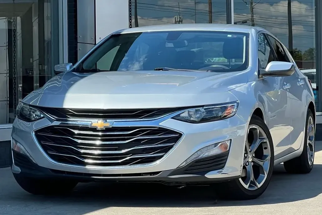 2020 Chevrolet Malibu 1LT photo 1
