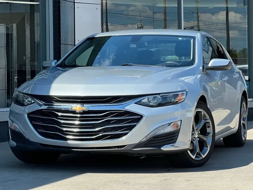 2020 Chevrolet Malibu 1LT photo 1