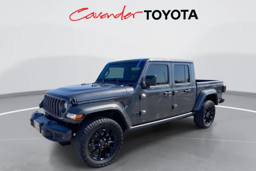 2024 Jeep Gladiator Sport photo 1