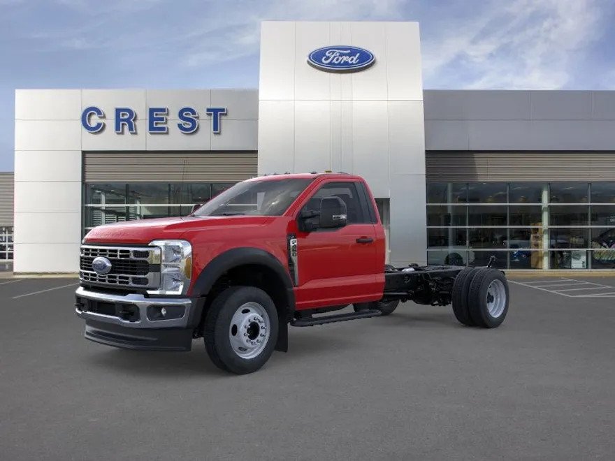 2025 Ford F-450 photo 1