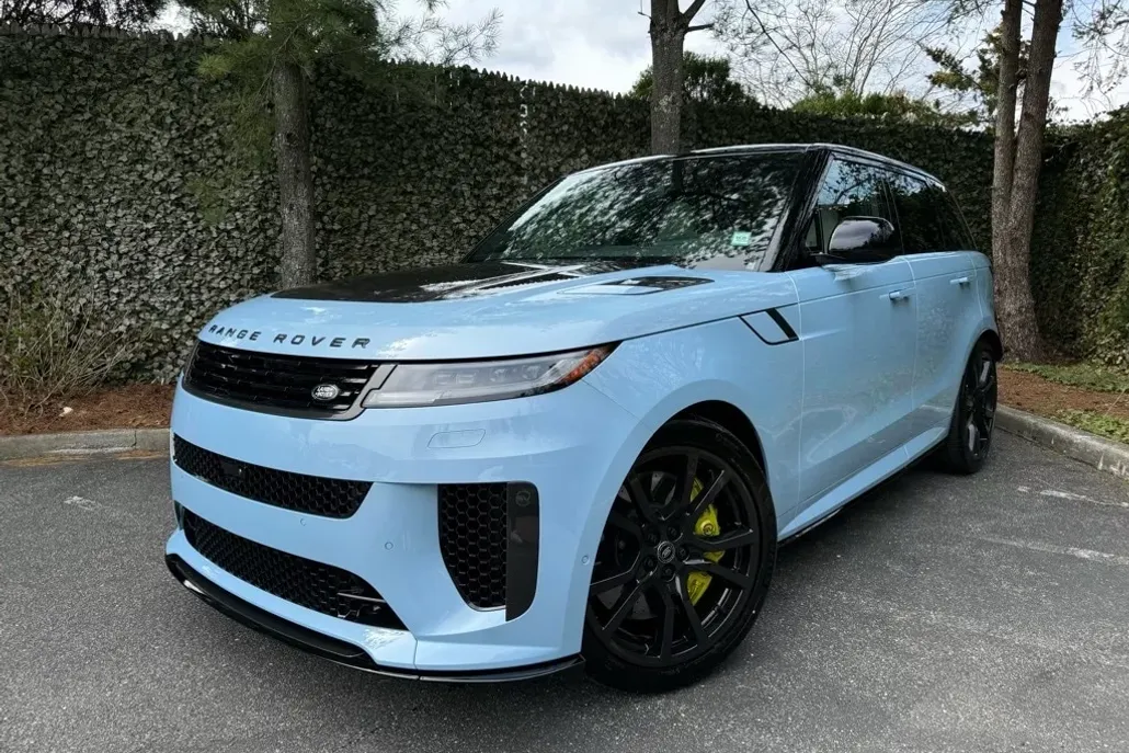 2025 Land Rover Range Rover Sport photo 1