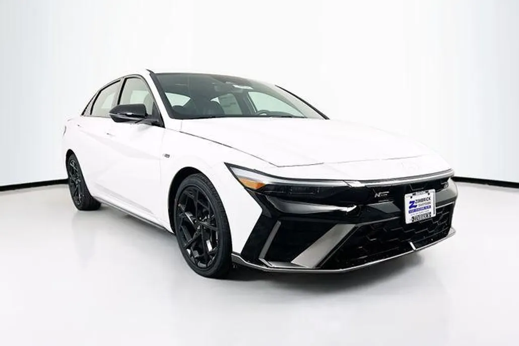 2025 Hyundai Elantra N Line photo 1