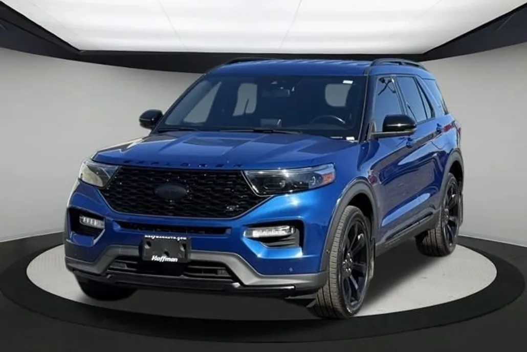 2020 Ford Explorer ST photo 1