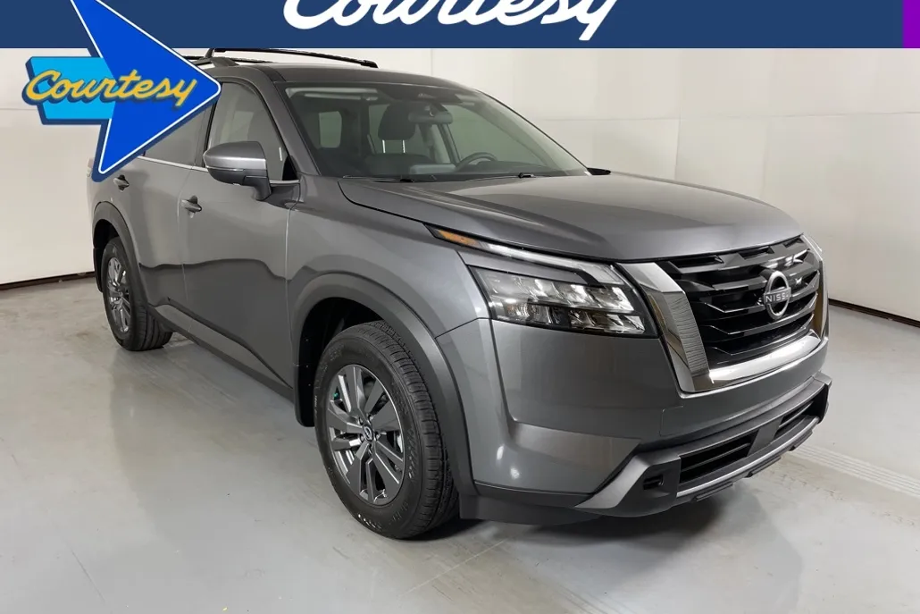 2025 Nissan Pathfinder SV photo 1