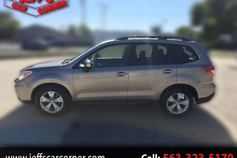 2015 Subaru Forester 2.5i Premium photo 1