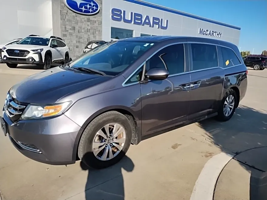 2016 Honda Odyssey EX-L photo 1