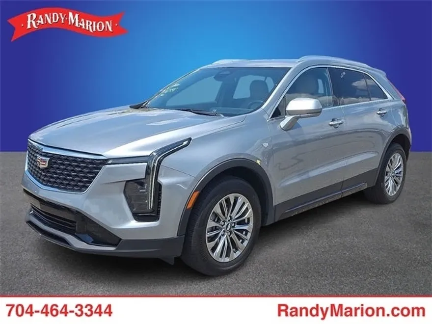 2024 Cadillac XT4 Premium Luxury photo 1