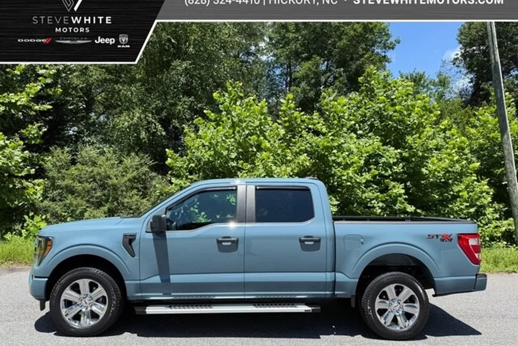 2023 Ford F-150 XL photo 1
