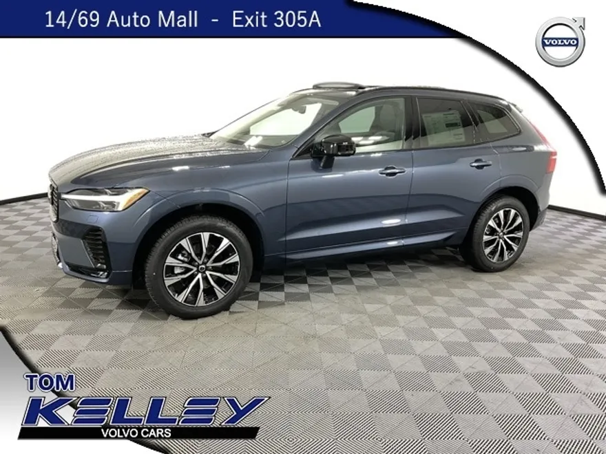 2025 Volvo XC60 B5 Core photo 1