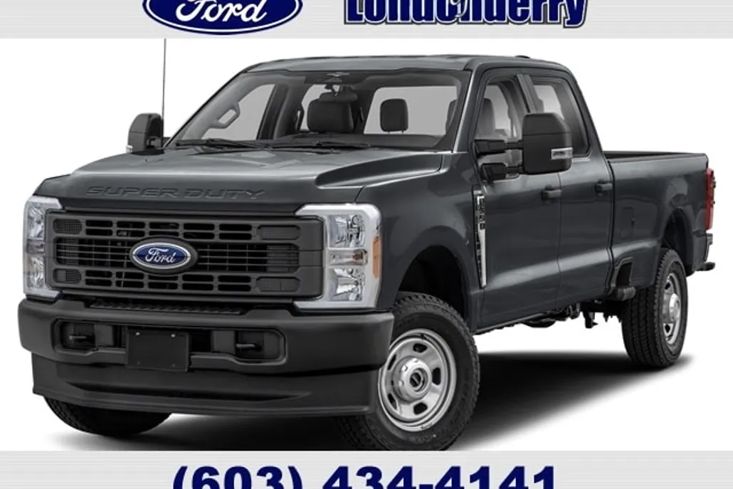 2025 Ford F-350 Lariat photo 1