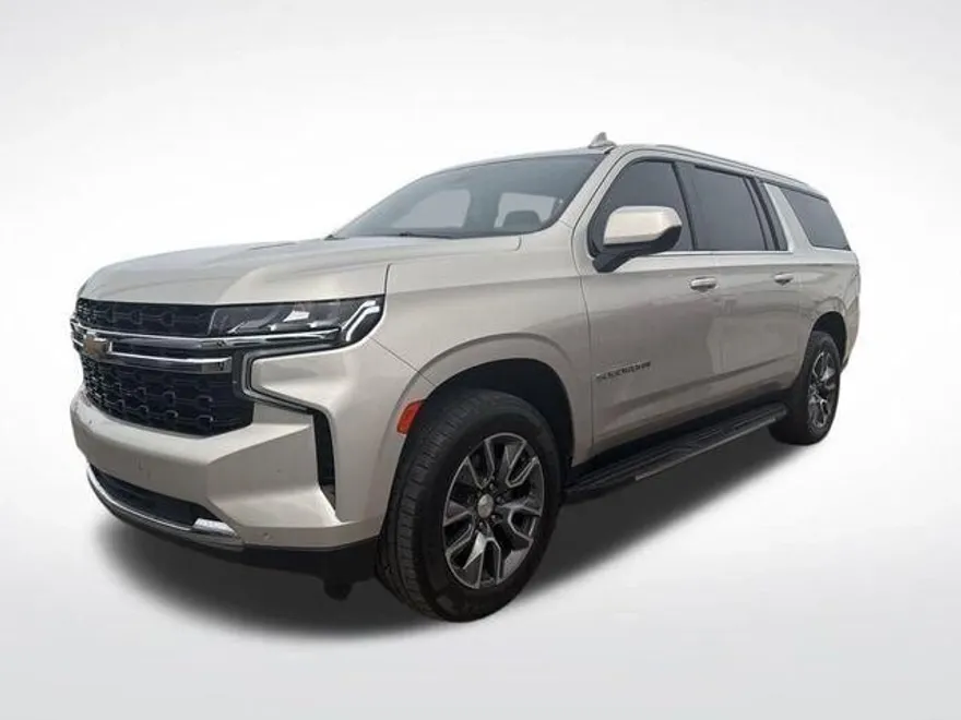 2021 Chevrolet Suburban LS photo 1