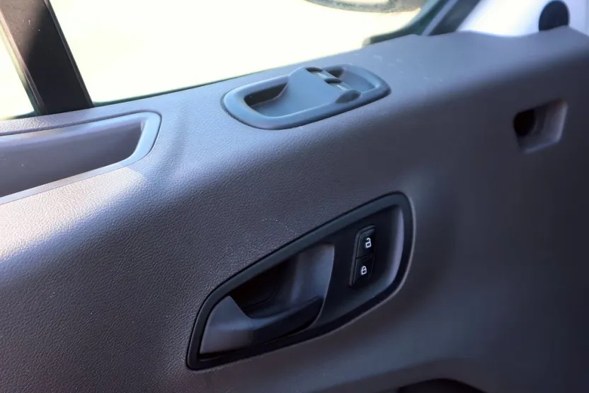 2021 Ford Transit XLT photo 1