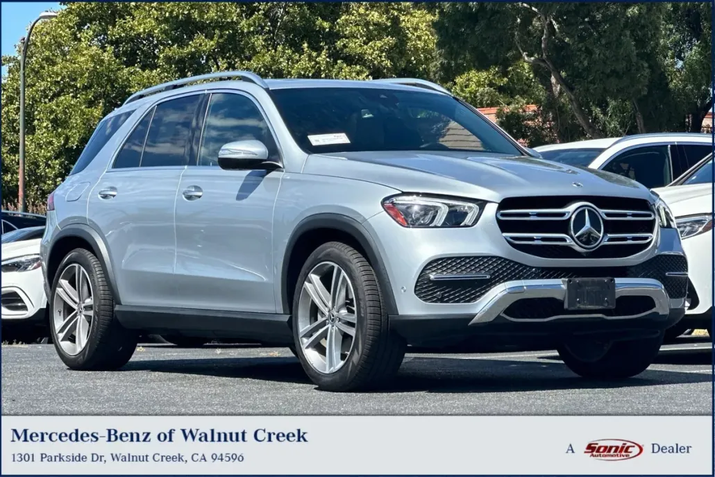 2022 Mercedes Benz GLE 450 4MATIC photo 1