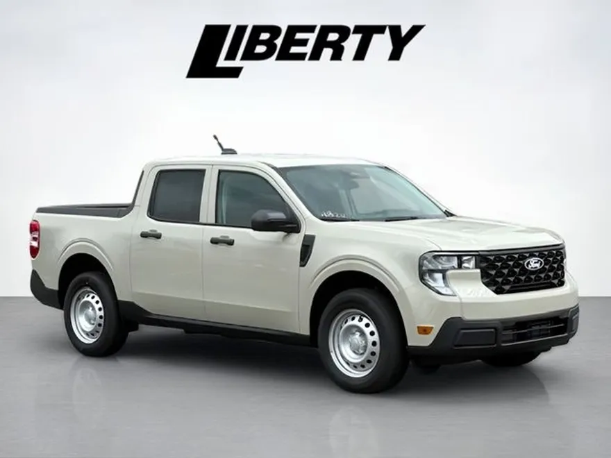 2025 Ford Maverick XL photo 1