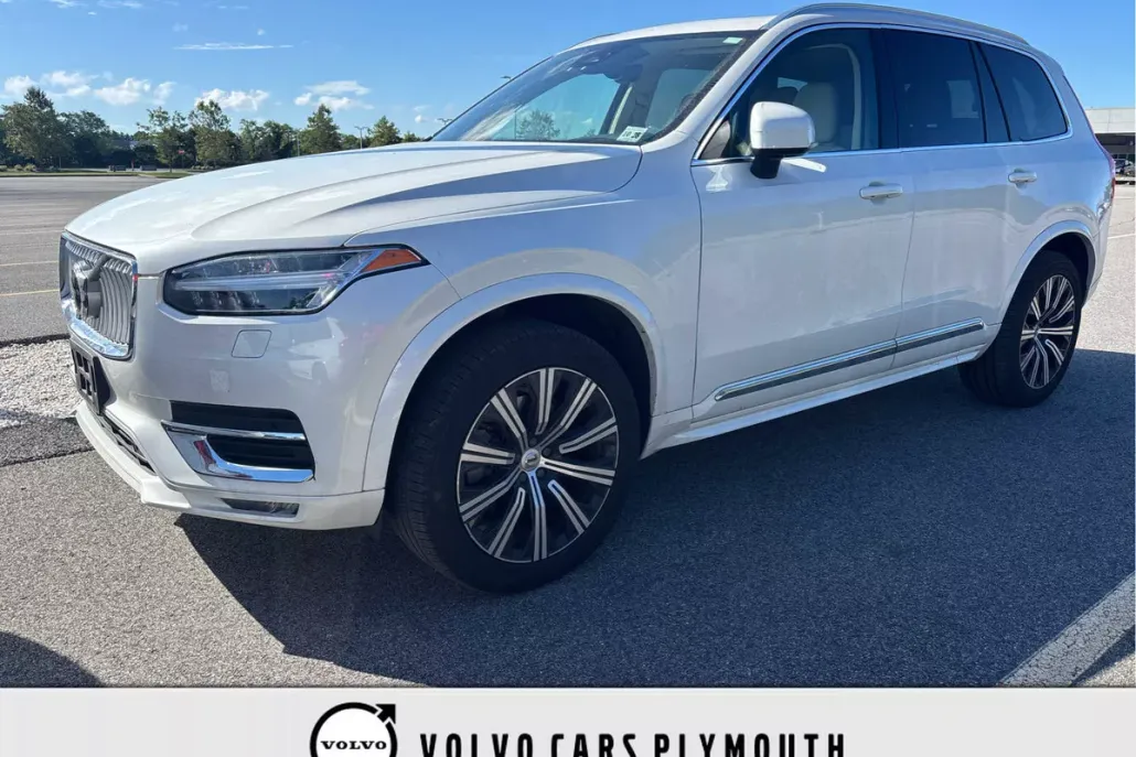 2024 Volvo XC90 B5 Core photo 1