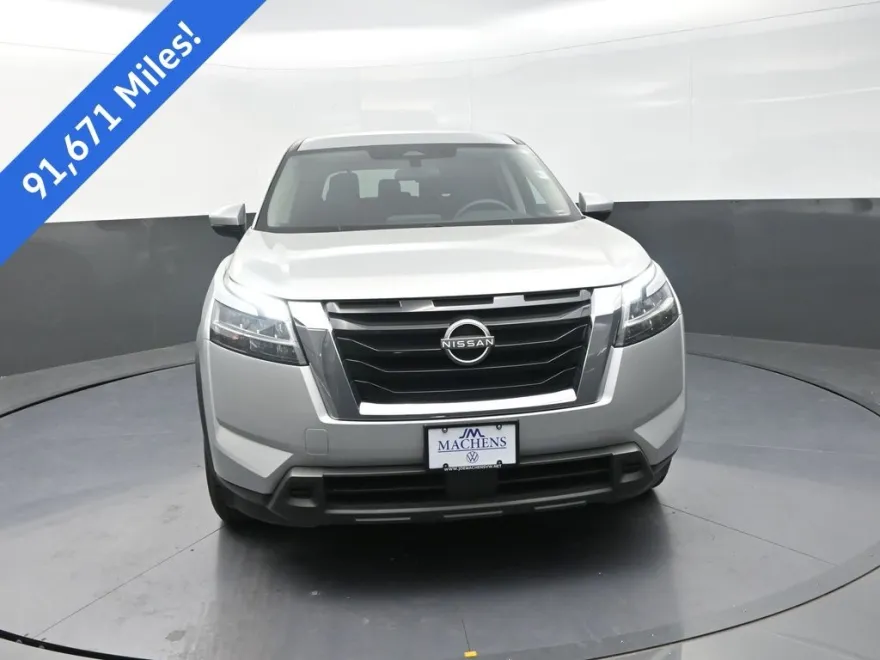 2022 Nissan Pathfinder S photo 1