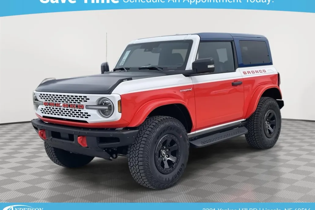 2025 Ford Bronco First Edition photo 1