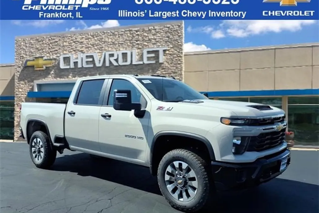 2026 Chevrolet Silverado 2500HD Custom photo 1