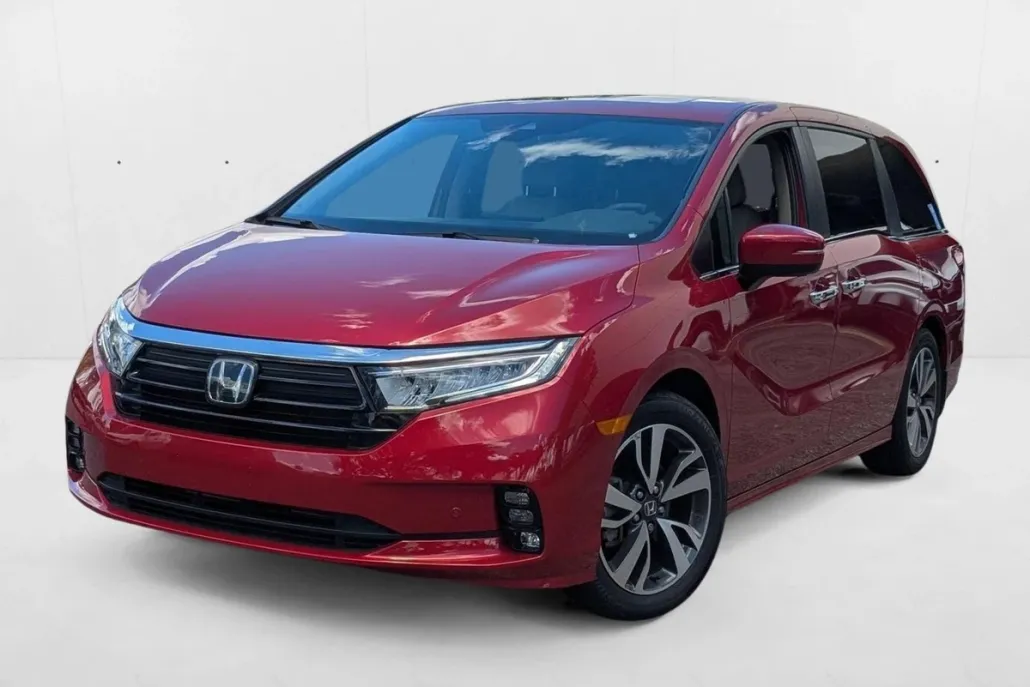 2023 Honda Odyssey Touring photo 1