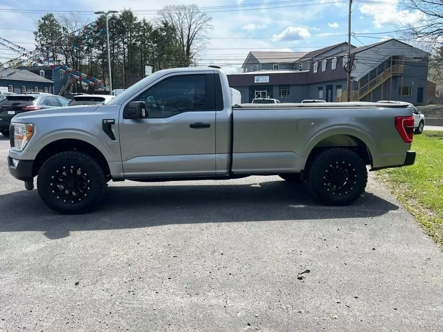 2021 Ford F-150 XL photo 1